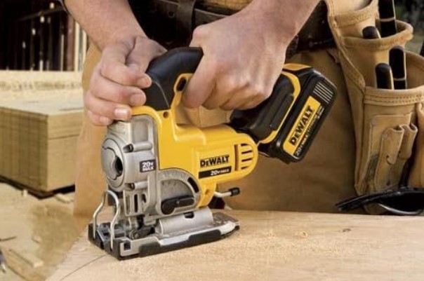 Why the Hyper Tough Cordless Jigsaw Is a Must-Have for Any Homeowner?